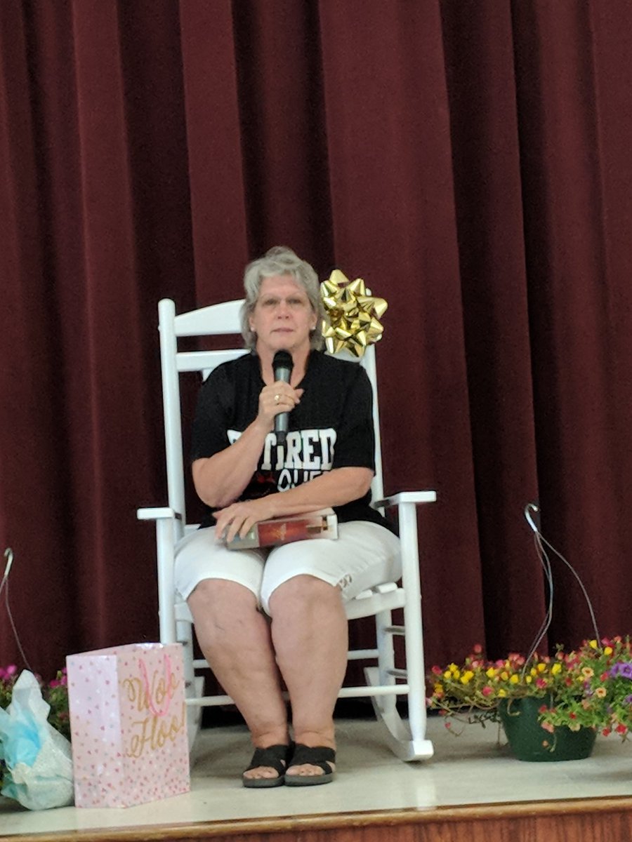 Congratulations to Anita Gilbert on her retirement! Dixon Road will miss you!! We wish for you many days of retirement bliss #DRESpride #youllbemissed