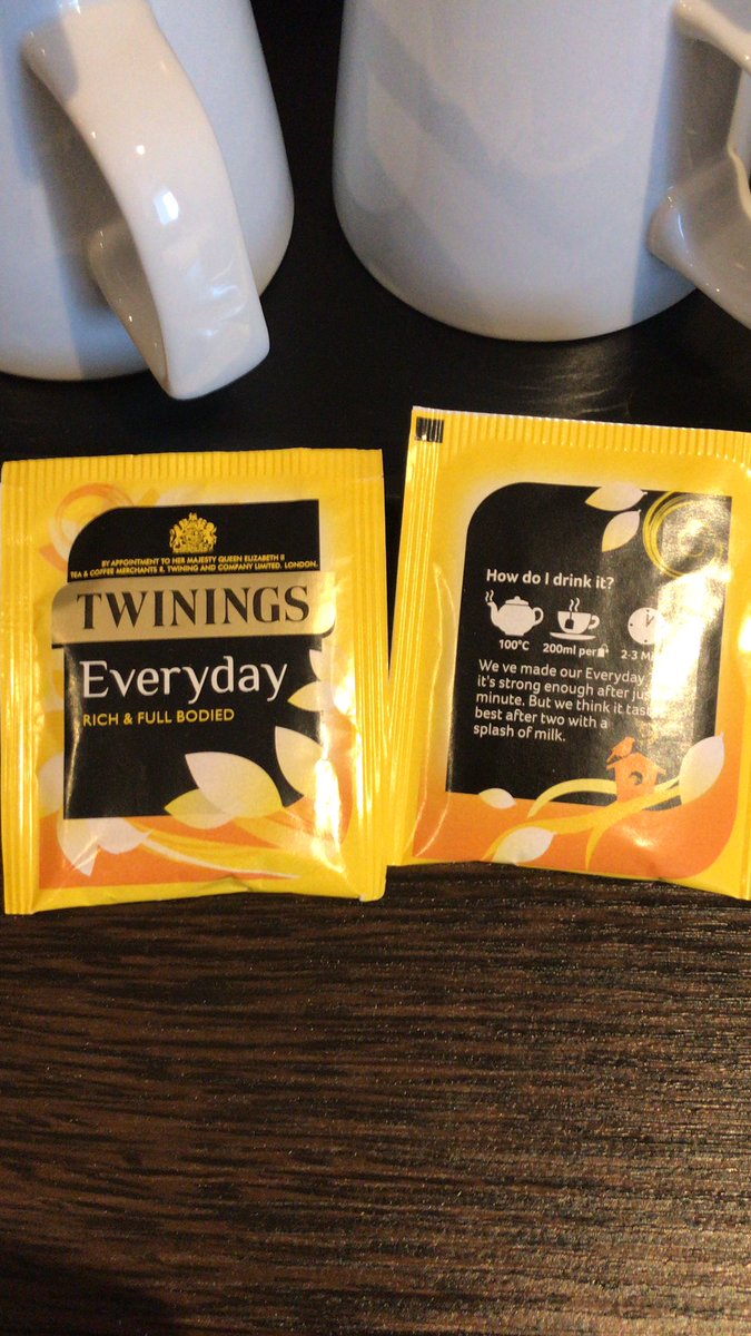 wallisphotos_uk's tweet photo. Rate my hotel tea....I’ll give it a strong 7 #hoteltea #verybritish https://t.co/TXE9kpGFYZ