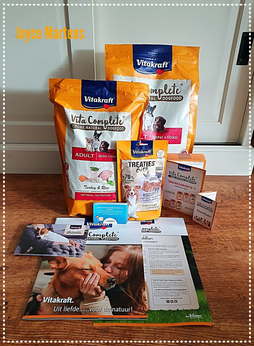 Vitakraft Vita Complete is een gezonde natuurlijke mix voor honden. Deze mag Bumper testen. We zijn erg benieuwd Paula Van de Voorde of hij het lekker vind. 

Bedankt Insiders dat weer mogen testen. Daar zal Bumper wel van smullen!

#VitaComplete #InsiderVerhalen