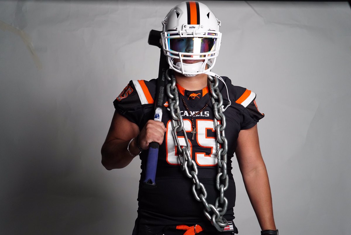 juanallday71's tweet photo. It’s been a long wait but the journey has just begun, extremely blessed to say I’m 110% committed to Campbell University 🐫 #RollHumps #910CUlture https://t.co/VbTkP8I5YJ