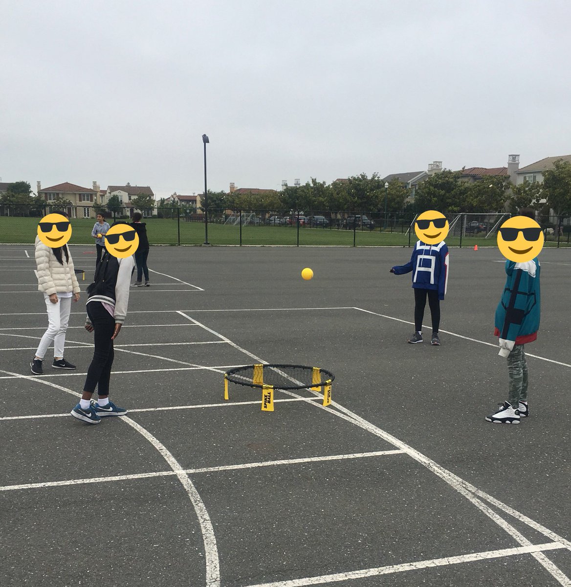 RattoMarie's tweet photo. More Spikeball fun on our last day of P.E. Wishing the Ruby Community a Safe &amp; FUN summer. Be active &amp; enjoy the outdoors!!! @RB_Stars @Spikeball https://t.co/xNM5Lazslv