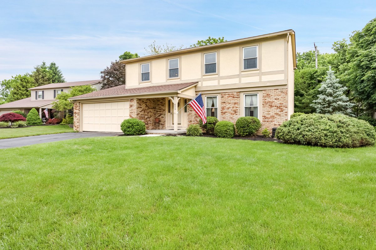 benhemmertHER's tweet photo. New Listing in Westerville(Spring Grove). Thanks to New Horizon Media Group for the awesome photos!

846 Karen Ct. Westerville, OH 43081
4 BR / 2.5 BA / 2400 sqft / .26 acres
$285,000

Please call 614.309.6197 if you have any questions! https://t.co/MMTJu4O0fL