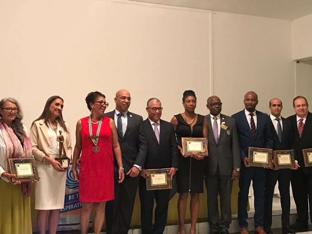 transversalht's tweet photo. Nous sommes fiers de notre PDG @MaxLarsonHENRY qui a été distingué par le Rotary club de Pétion Ville pour le Prix de Récompense Professionnelle pour son engagement citoyen dans la cause haïtienne dans le domaine de la Technologie. #TIC #Developpement #Engagement #Haiti https://t.co/g4dJAvjgow