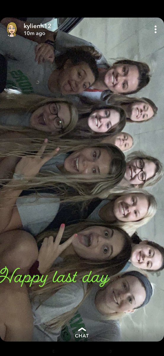 kcunningham2019's tweet photo. Happy birthday loser!! So excited I’m gonna be with you next year bc I couldn’t do it without you it’s gonna be so much fun love you💗💗 @hannah_heisel https://t.co/zqNe66jdP5