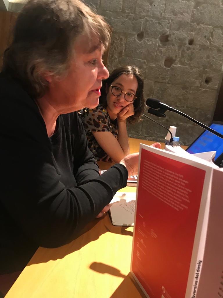 cacc_udg's tweet photo. #caroludg en imatges @UdGLletres @univgirona https://t.co/b7tWKlLsCw
