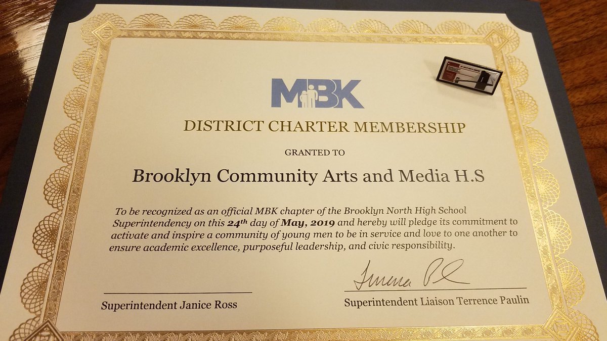bcamhs's tweet photo. So excited to be inducted into the #MBK district charter! Congrats to 12th grade teacher Mr. Davis, and seniors Kamal Harris and Chino Zeno for receiving this honor last week at Barclays! #bcamhs @BKNorthNYCDOE https://t.co/xVj8WyxvwN