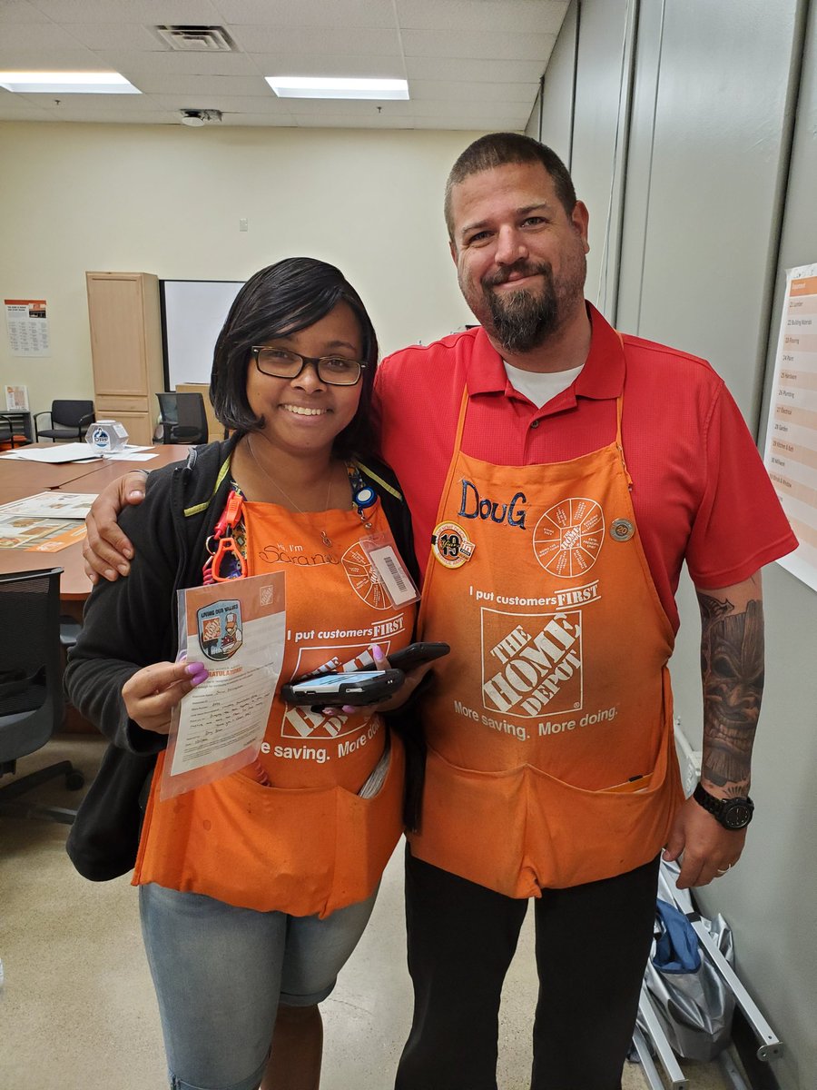 Saran Homering it up for being awesome. Great job Saran.<a href="/douglas_storm/">Douglas Storm</a> <a href="/JoeyHats23/">Joe Hatfield</a> <a href="/skep183/">Scott Kepic</a>