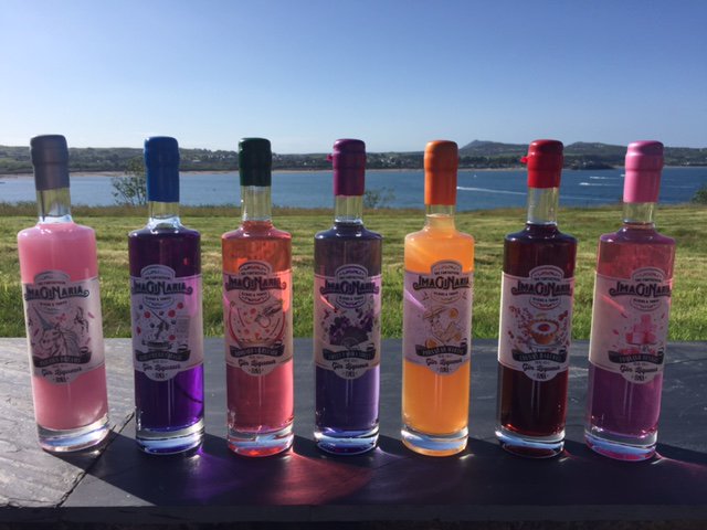 Awesome__Drinks's tweet photo. We took 7 of our fave gin liqueurs to the beach @GinImaginaria
We love them all.. which would you choose?
#UnicornDreams
#Sweetviolet
#RhubarbCustard
#BlueBerryMagic
#PornstarMartini
#CherryBakewell
#TurkishDelight
Imaginaria @theginwyche @TheGinCorner The Gin Blog UK https://t.co/5tT78eLbUf