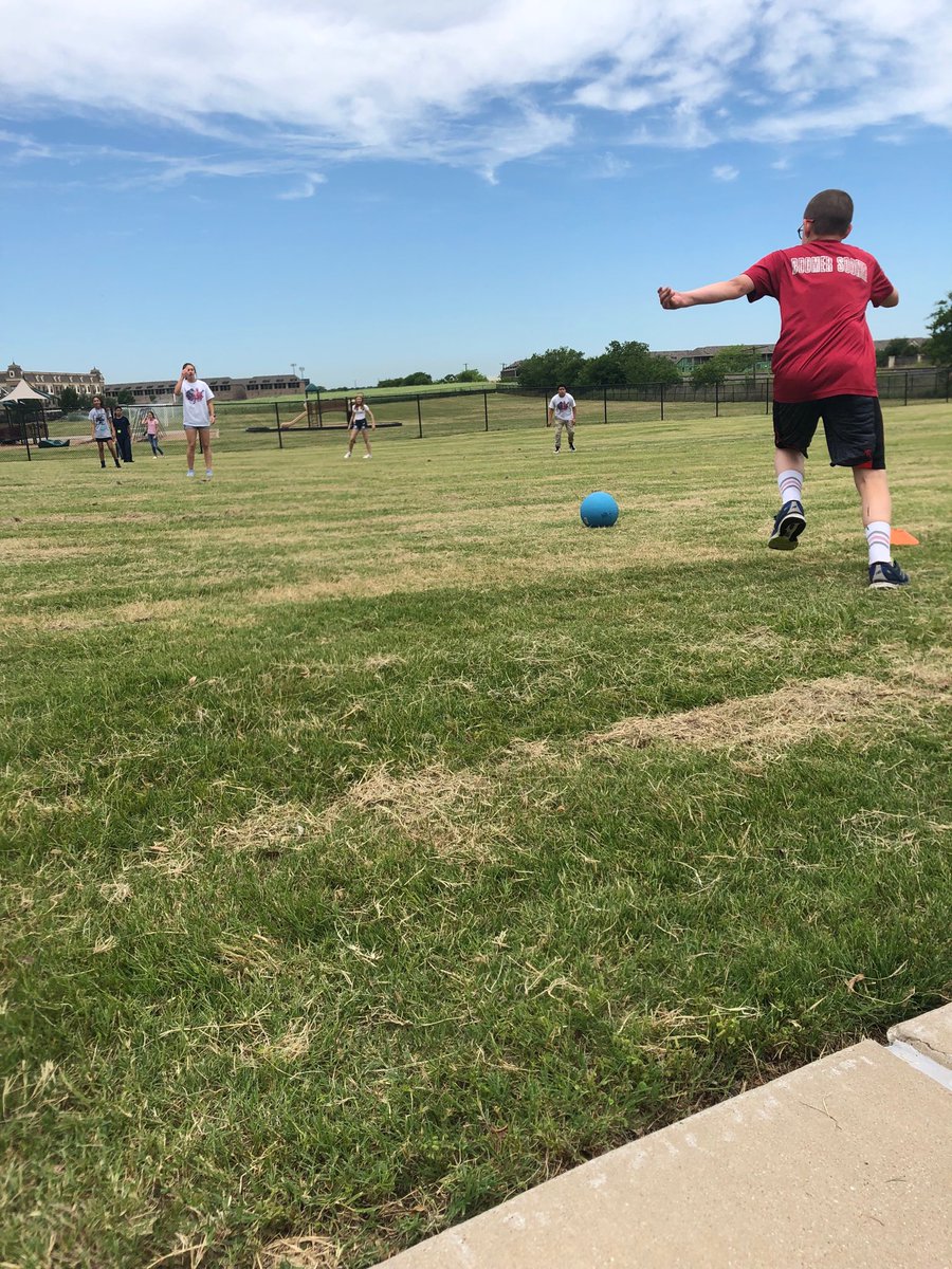 funtasticmath's tweet photo. Look at our STEM-letes!  Finishing up our camp with a friendly game of kickball!  #stemcamp2019 ⁦@C_C_East⁩ ⁦@jeffwagley⁩ https://t.co/OAf2DmkkSa