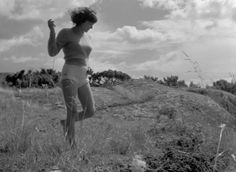 EmilianoSarcos's tweet photo. Summer with Monika (1953, Ingmar Bergman) /  Cinematography by Gunnar Fischer https://t.co/HMnU1QbF6I