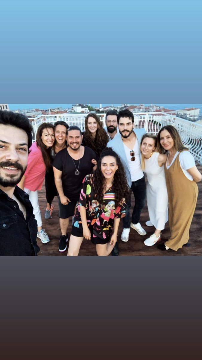 BU NE ŞİMDİ SEVİNMEKLE ÜZÜLMEK ARASİNDA KALDİM BENİM AYARLARİMLA OYNAMAYİN AGA