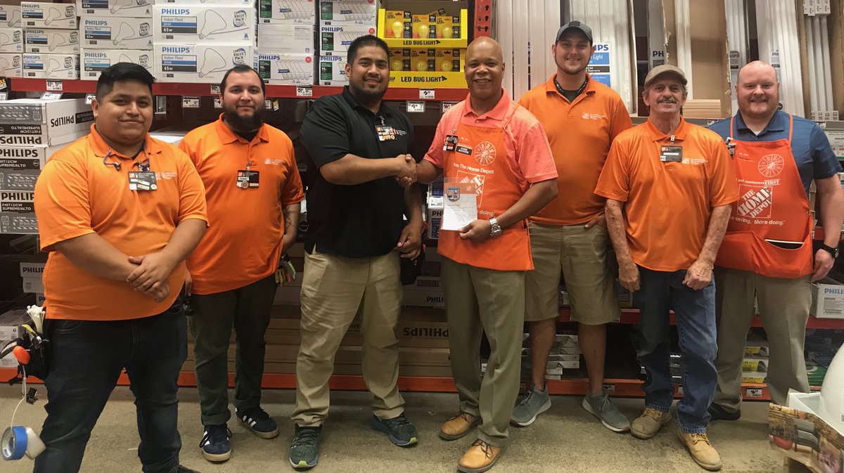 Wyonella bailey (@wyonellab) on Twitter photo MET team recognizing Walter for a great partnership. ā¦ā¦<a href="/SimentalLisa/">Lisa Simental</a>ā© ā¦<a href="/Walter2hall/">Walter Hall</a>ā© ā¦<a href="/ConstantinoJoey/">Joey Constantino</a>ā© ā¦<a href="/METNicole/">Nicole</a>ā© MET team recognizing Walter for a great partnership. ā¦ā¦<a href="/SimentalLisa/">Lisa Simental</a>ā© ā¦<a href="/Walter2hall/">Walter Hall</a>ā© ā¦<a href="/ConstantinoJoey/">Joey Constantino</a>ā© ā¦<a href="/METNicole/">Nicole</a>ā©