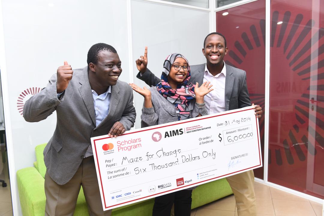 AIMS__Network's tweet photo. The MCF-SIEF innovation initiative has been concluded by certificate awarding to all participants. 

The teams with the most innovative ideas were  awarded with funds for their ideas with 'Maize for Change' emerging as the best idea!

Details on 'Maize for change' 👇 (a thread) https://t.co/gllydmr4J6