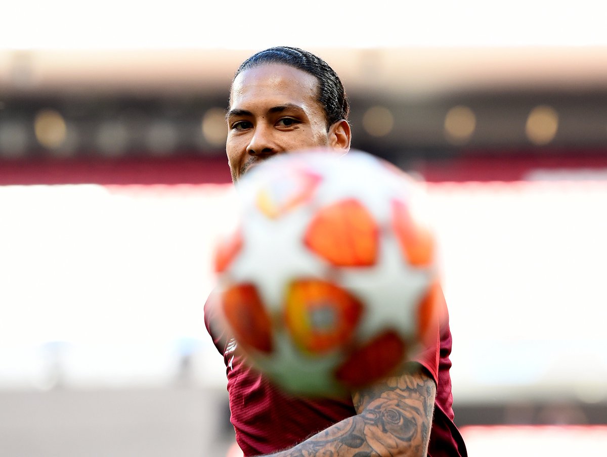 english premier league funs tweet media