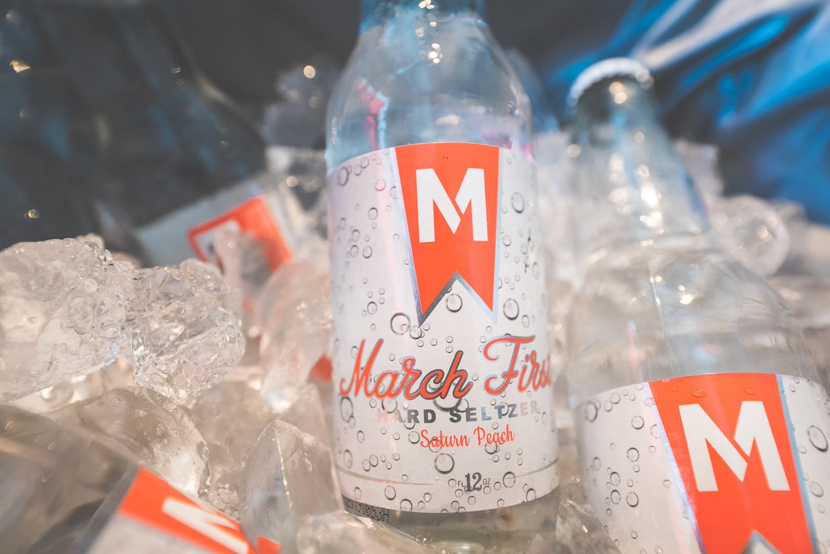 marchfirstbrew's tweet photo. It's officially summer time! March First Saturn Peach Hard Seltzer is now in bottles! #M1Brew #drinklocal #hardseltzer #cincinnati #cincybeer #cincycider #cincyseltzer #craftseltzer https://t.co/hx5iopeWgI