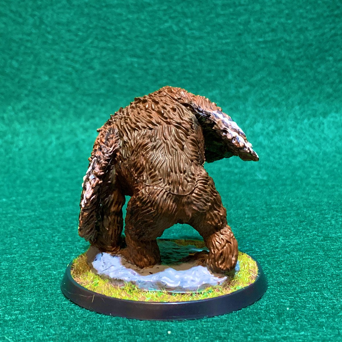 d20Secret's tweet photo. So I finished the @wizkidsgames  @Wizards_DnD #owlbear the other night. 

What yall think?  

#dnd #miniaturepainting #rpg #ttrpg https://t.co/5thHs52NSg