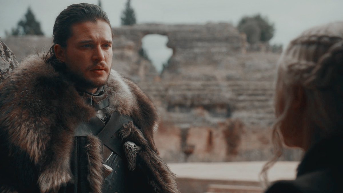 eunjinxna's tweet photo. Jon giving dany the baby dragon skull, Dany giving it back to him. them talking about the end of the Targaryens, and Daenerys not being able to have children, and Jon saying she's wrong,,,,,,,,,,,,,,,,,,,,,,,,,,,,,,,,, what was the reason? WHAT WAS THE REASON???????? https://t.co/qZIwMVJCVl