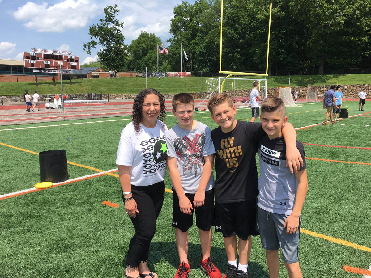 Valhalla Middle School tweet media
