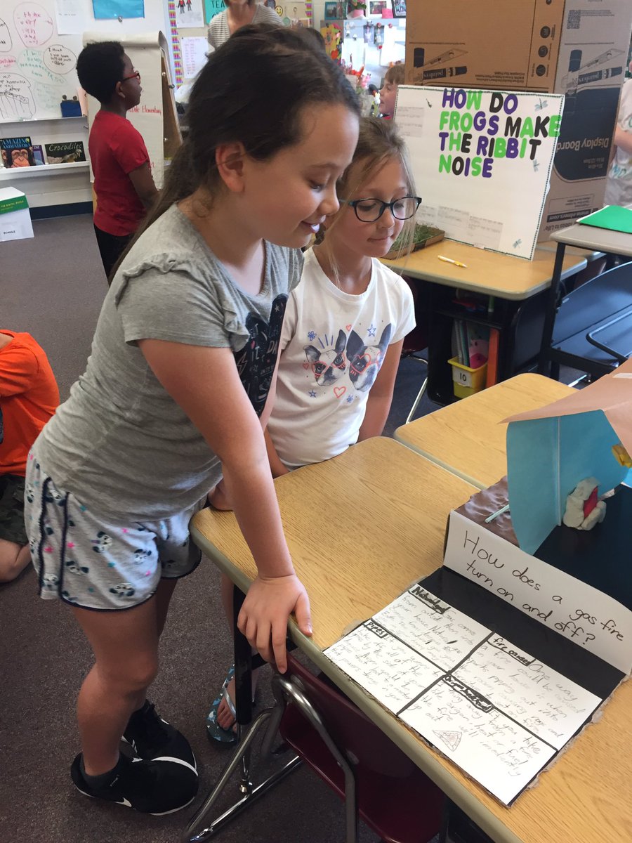 LightUpLiteracy's tweet image. Great sharing of Passion Projects with @121Schulz @KanelandMcDole #kanelandpride