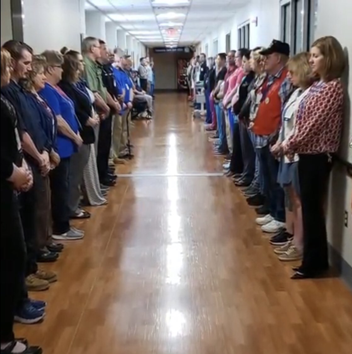LeeBecker42's tweet photo. Powerful and moving display of honor and final respects by @VAColumbiaMO to #Veterans - Truman VA's #CodeHonor #PatientExperience #VeteransExperience #CXCAPGoal https://t.co/Niq2Jl3O89 https://t.co/Jcig0B4xd4
