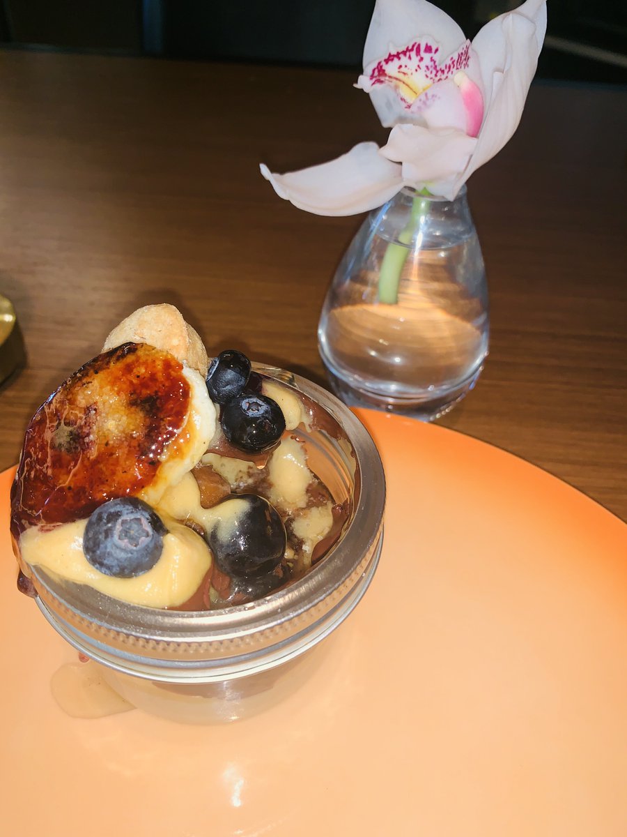 SPFloraStCafe's tweet photo. Important tip from #FloraStreetCafe: always save room for dessert. Made up of Banana Creameaux, Cinnamon Churros, Peanut Butter Mousse and Blueberry Gel is a divine after dinner delicacy. https://t.co/j57kVhOZUh