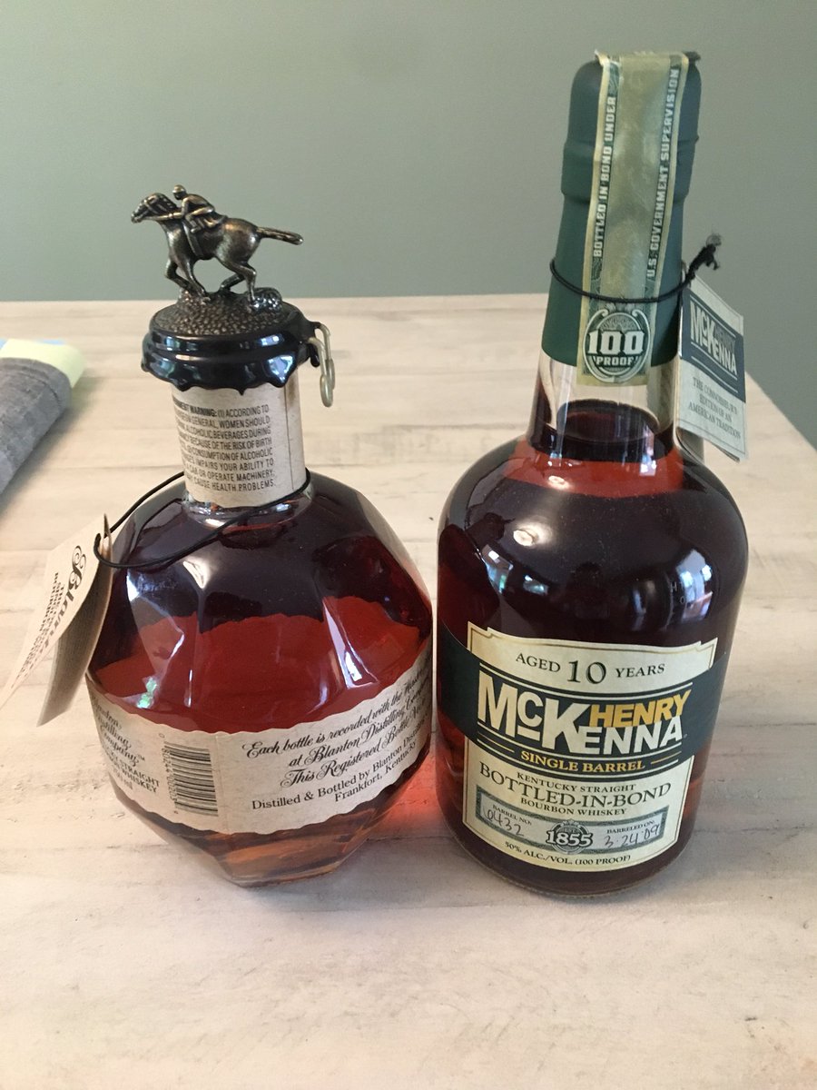 andyvicious11's tweet photo. @CarmenDeFalco decent haul today.  Which would you pop first? https://t.co/bN6TMzc1E2