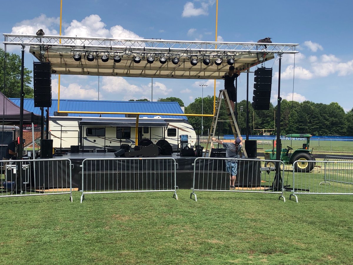 TheNellyG's tweet photo. Just 3 hrs from the Rebelution concert! Gonna be an awesome night of music and fun! Tickets $20 at the gate. @UCPS_MonroeNC @ParkwoodHS_NC https://t.co/5cEcPC0hVL