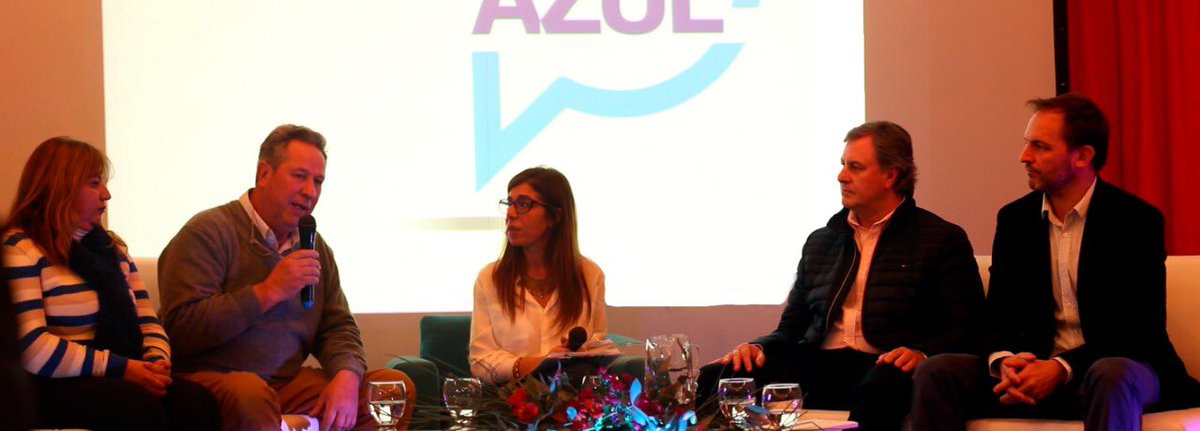 omarduclos's tweet photo. Bienvenida #PodemosAzul! La nueva agrupación vecinal que se presentó anoche y fortalece #AzuleñosparaelCambio. Vamos a ganar las próximas elecciones municipales y comenzar una nueva etapa a partir del 10 de diciembre. Sí que #PodemosVivirMejor en #Azul. https://t.co/7MW4GhteGM