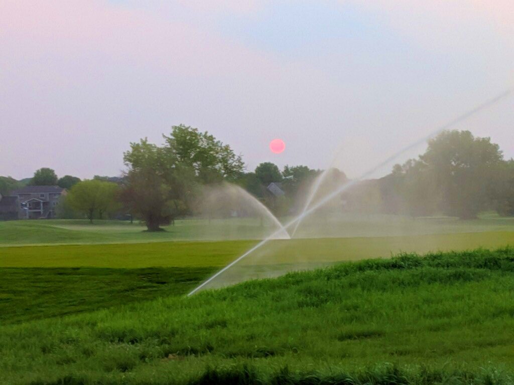 ⛳️WEEK OF FREE GOLF CONTEST🏌🏻‍♂️

The best #TwinCities #Golf contest is back! 

Want a chance to win a WEEK OF FREE GOLF in June!?

RT &amp; follow to be entered into the drawing.

1 lucky winner announced 🔶🔶TOMORROW🔶🔶

#EagleValley🦅 #EVFreeWeek🦅

Rules: ow.ly/8rGm30oG6Qh