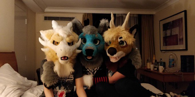 1 pic. My first Con, And I had the best time ever c: Getting to see so many friends, Be myself and just