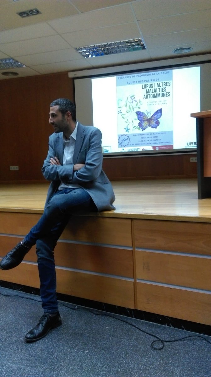 LupusAcleg's tweet photo. Gracias al Ayuntamiento de #abrera por habernos facilicitado una Charla sobre #LUPUS  y #EAS con el DR. @SalmanMonte del @hospitaldelmar https://t.co/rWFuhZ9MoY Podéis oír la entrevista de radio que nos realizarón. https://t.co/gBZV4jrAUZ