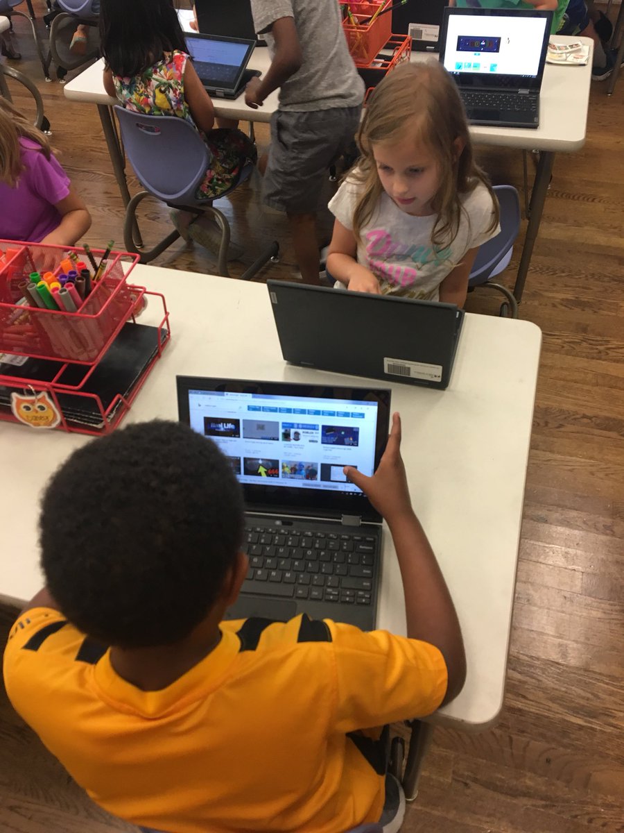 msboyleRM106's tweet photo. Todayβs #BowlofFun exploring new tech thanks to @aacili https://t.co/jNmbKsNl5I