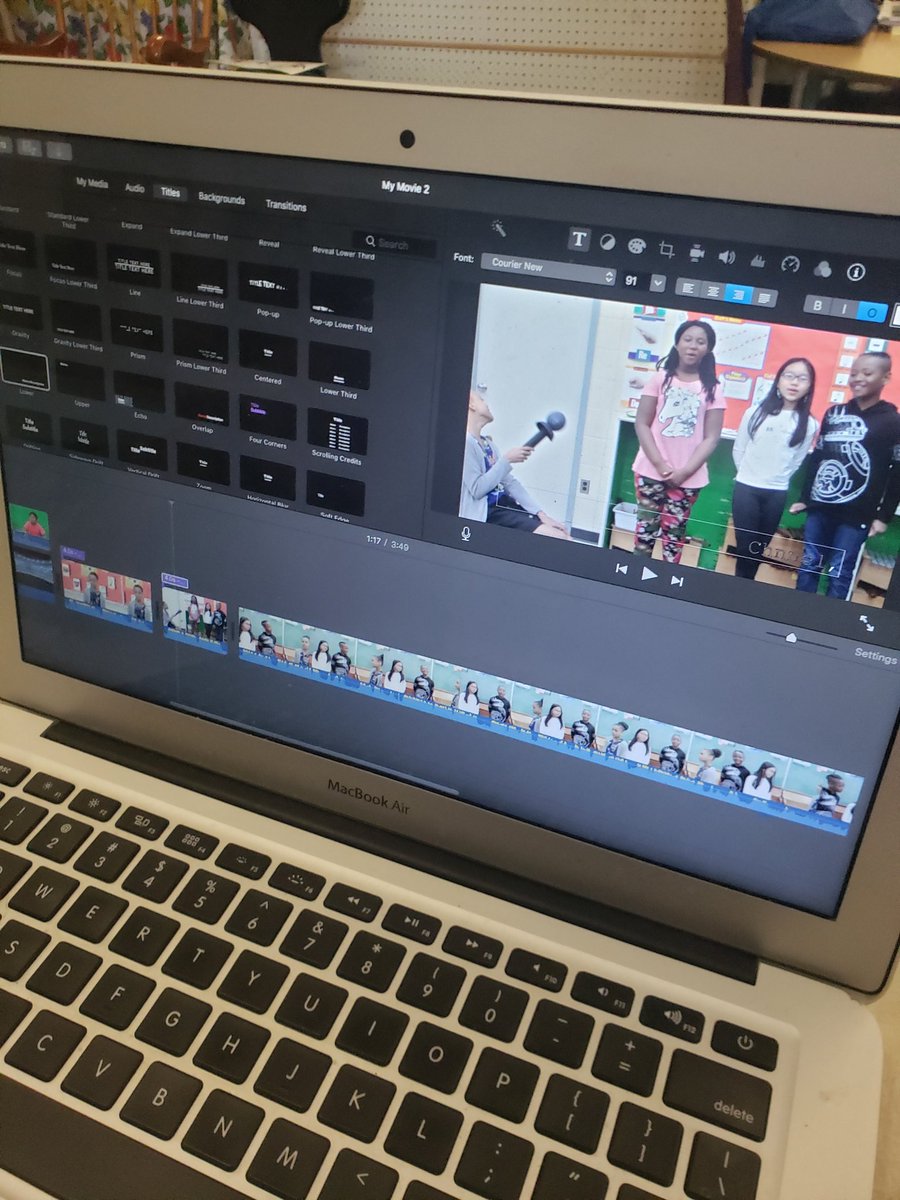 arora_bhalla's tweet photo. Editing was by majority their favourite part of the day! So nice to see their creative juices flowing.@TDSB_Firgrove @tdcworkshops @TDSBKPeters @RonFelsen #TDSBCCEL19 @TDSB_EL https://t.co/R8B5gtdD0y
