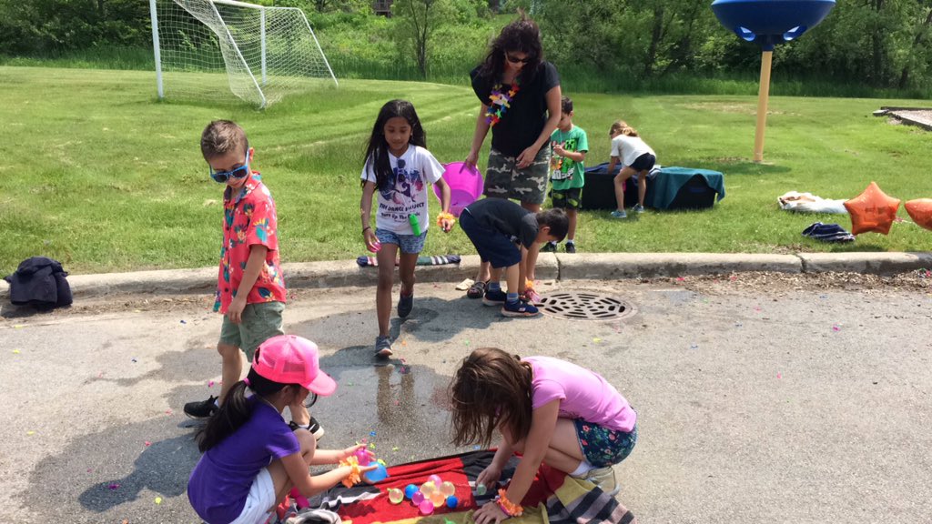 mrsyfirst's tweet photo. Enjoying our first grade party. https://t.co/35cEKnZXab