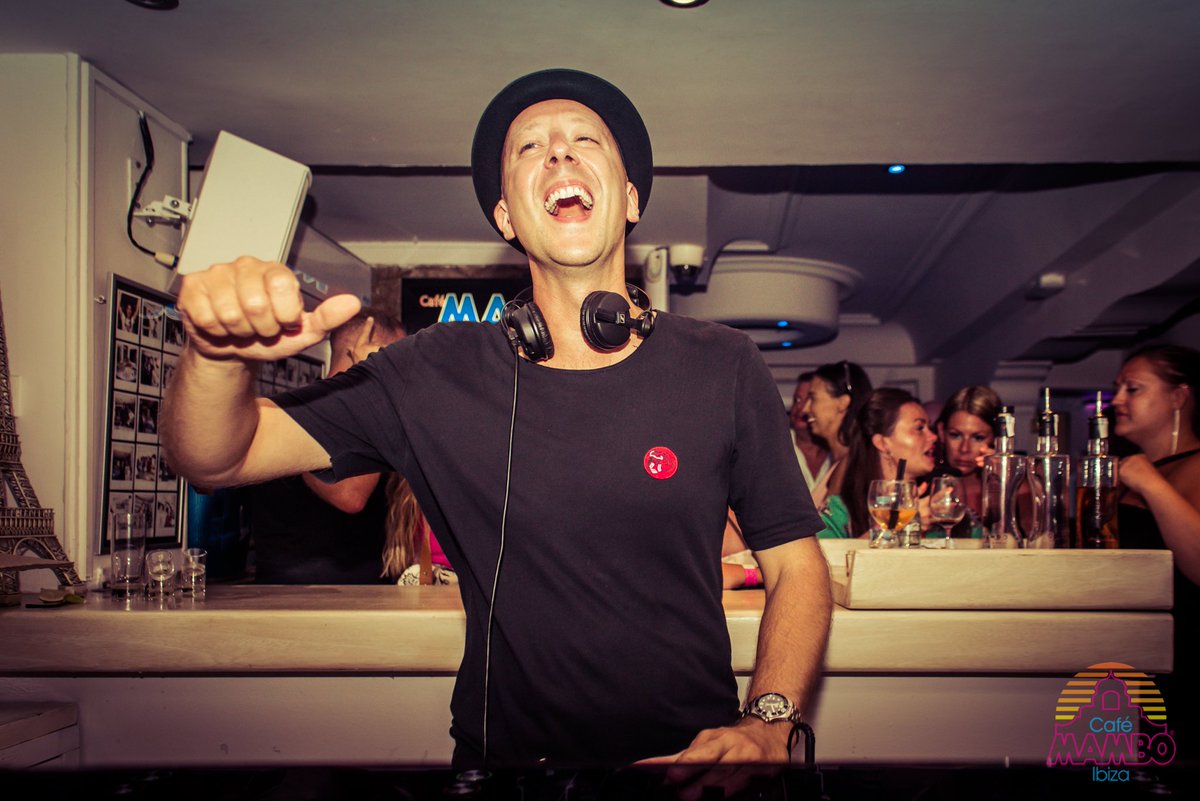 Cafe Mambo Ibiza tweet media