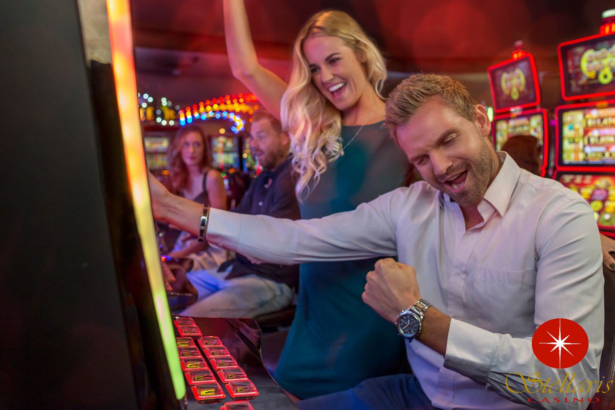 It's Friday 😎 you know what that means right? 🎲🎰🃏 Come join us at Stellaris Casino at the Marriott hotel #Aruba