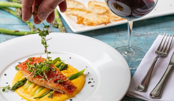 FitAndFabLiving's tweet photo. The perfect pizza, risotto and more fresh Italian recipes perfect for the warm weather! https://t.co/JnRczhiixS https://t.co/pfodxVbWCj