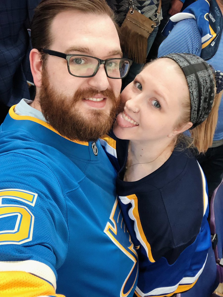 We’re here for the Blues and the beer #LetsGoBlues #GloriaSweepstakes <a href="/TheBudKnight/">Bud Knight</a>