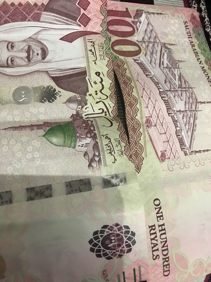سحب على ٢٠٠ ريال #أحلى_عيدية 

الشروط" 

فولو لـ@saad_t2 
فولو لـ<a href="/mhmadd18n/">محمد بن عبدالله</a> 
رتويت للتغريدة 

السحب يوم الأثنين المقبل ...٠؟