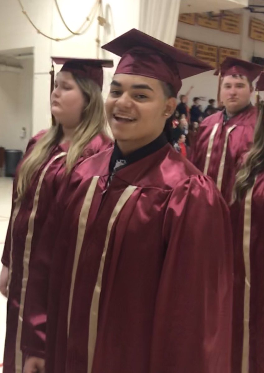 mrslangley225's tweet photo. Lots of Special Smiles from some of the Special Grads! 😊@SHRHSRams @SHRHS_19 https://t.co/FoKvfXmbDf