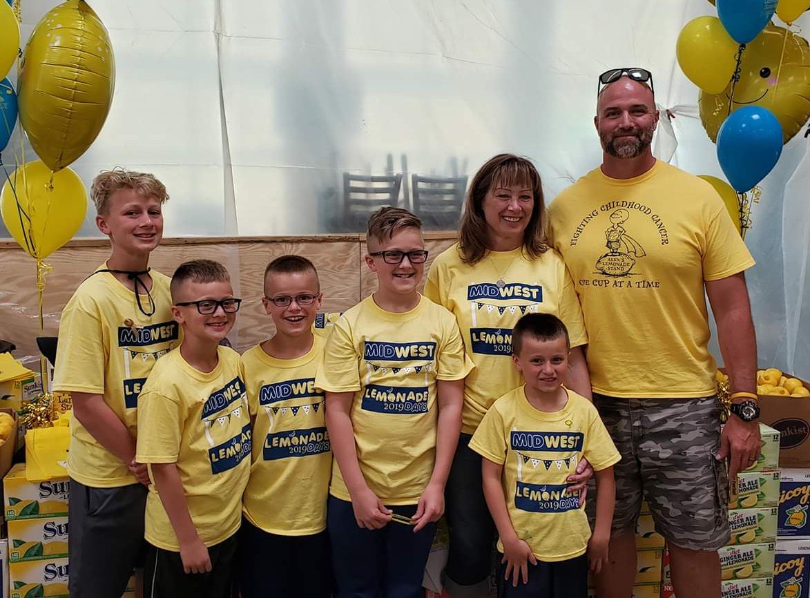 coach_bolling's tweet photo. @ALSFKansasCity Great first day. Looking forward to an even greater second day! #noonelikeschildhoodcancer https://t.co/zK3ySlJbJP