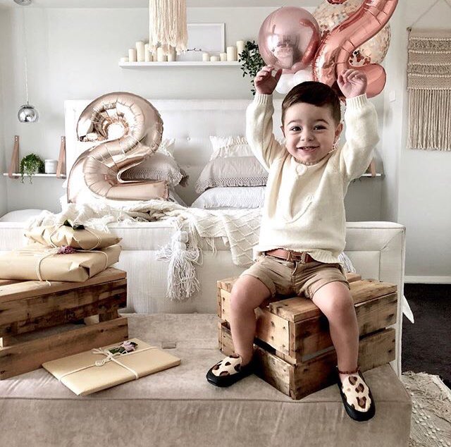 possiblehale's tweet photo. My birthday boy. 💙😍🎈 https://t.co/ezApvxAWua