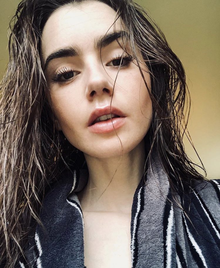 I took a shower with Miley’s new album playing on repeat and came out feeling like a bad bitch. 
ft. my husbands robe