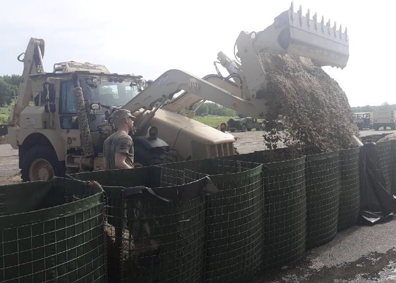 Missouri National Guard tweet media