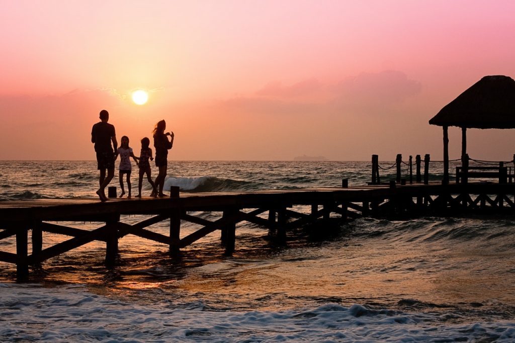 10 consejos para disfrutar de las vacaciones en familia según un prestigioso psicólogo. bit.ly/2JOPBqk