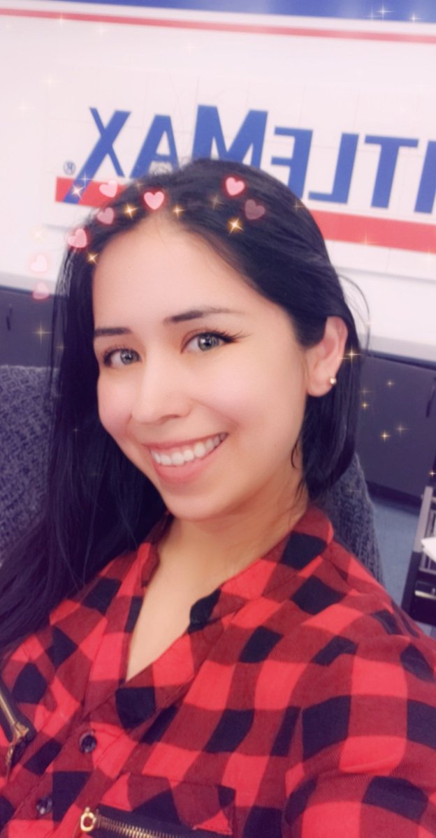 Its_yezi's tweet photo. Wearing red today to show our appreciation for our honored military members ❤ Thank you #TMXCares https://t.co/fJqyvRXiDY