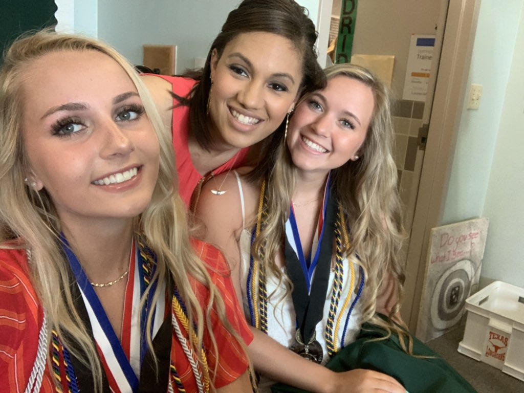 Best office aides ever! Class of 2019! @CPHS_TWolves