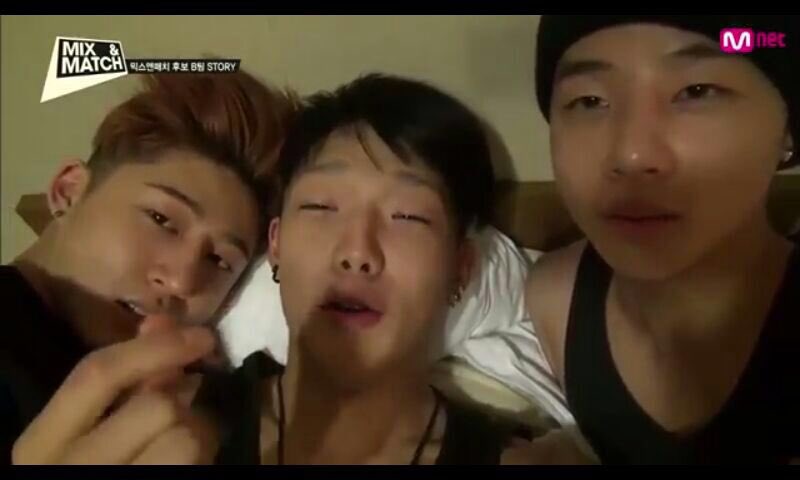 kimfairybjb's tweet photo. @AmelieofK Ameeeee... #triplekim #smuff https://t.co/kKvdK4Ggib