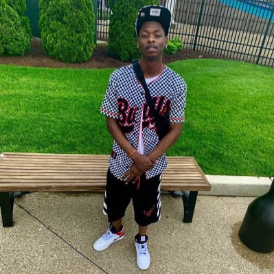 Ripronald16's tweet photo. #NewProfilePic https://t.co/eVAPpGdir2
