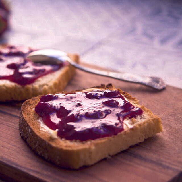 We’re jammin’ cause it’s Friday! #FridayFeeling